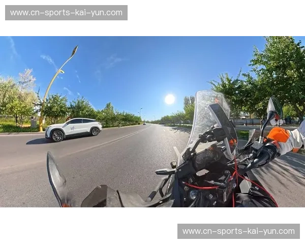 智能穿戴设备与全景相机协同拓展多维度素材采集